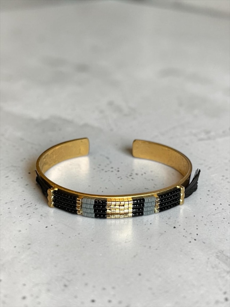 Stella & Dot Wisten Gold Tone Cuff Bracelet Cc A
